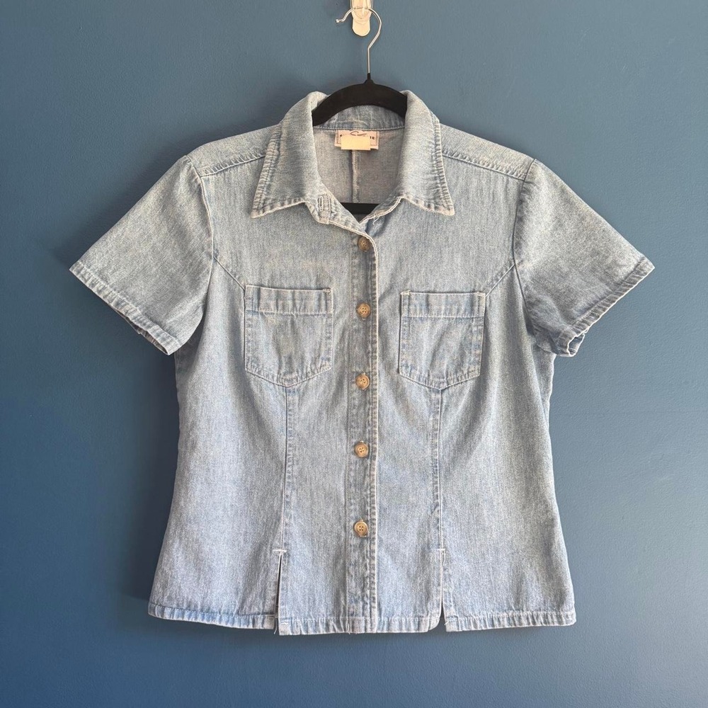 Vintage 90s Denim Shirt Women's Size 6 Studio Ease Collared Retro Jean Cottage